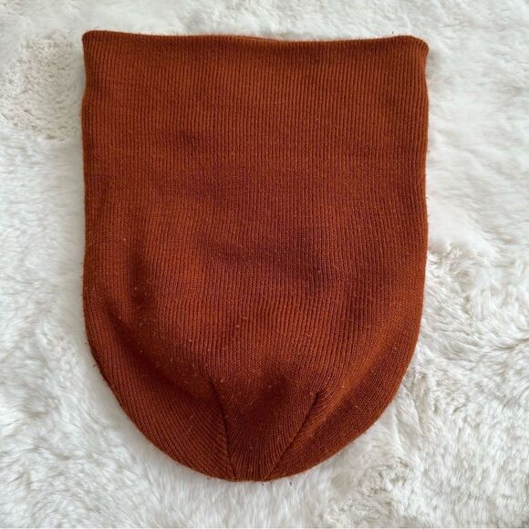 H&M district supplies burnt orange beanie - Picture 6 of 7